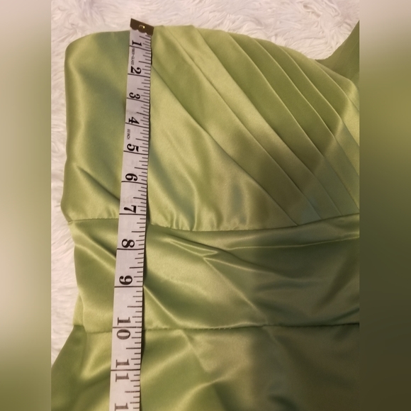 NWT Narianna Dres Strapless Color Green Apple Size 3XL - Picture 8 of 14